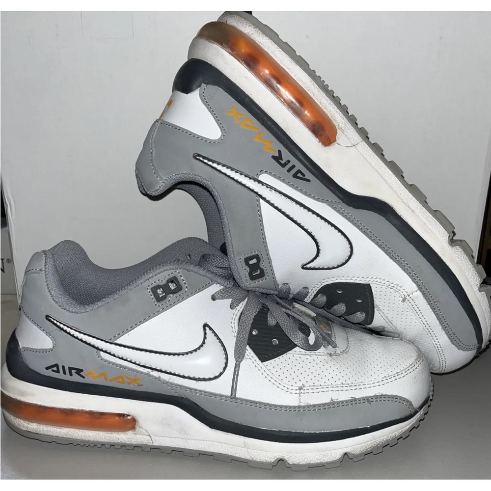 Nike Air Max White Men’s Sneakers Size 8 Style 317551-122 EUC